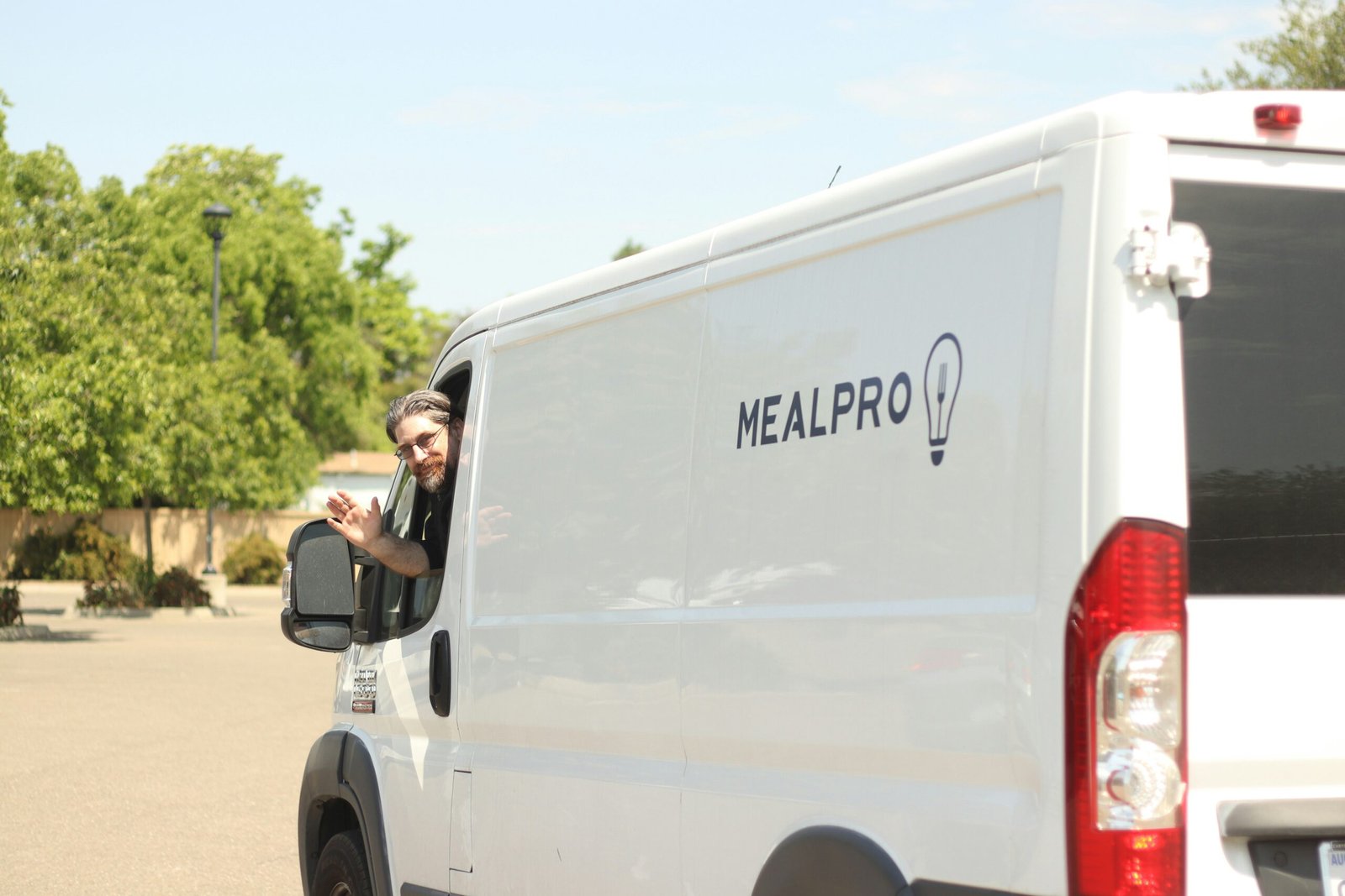 white vehicle close-up photography
